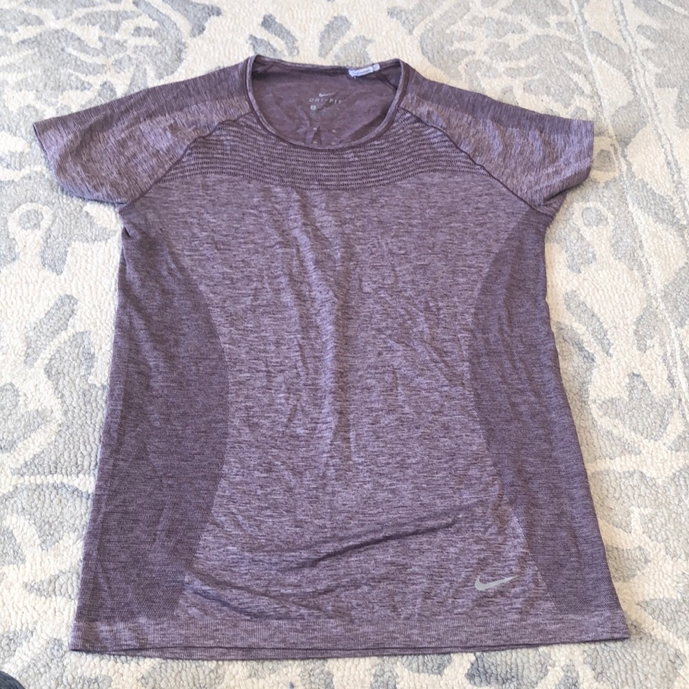 Nike t shirt